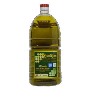 Huile d'olive obtenue à partir d'une première extraction à froid de nos oliviers millénaires poussant dans les plaines préservées de la région protégée de la Serra de Tramuntana
